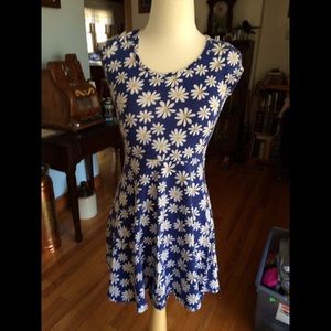 Daisy print fit and flare dress